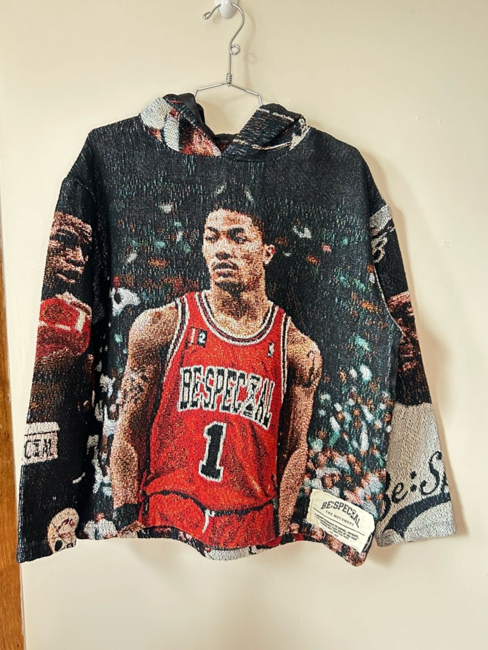 Be Special Graphic Hoodie Tapestry Streetwear NBA Style size M